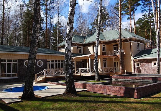 Очаровательный дом в "Лесной поляне" - агентство недвижимости Alfa-Mega